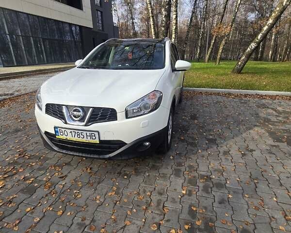 Белый Ниссан Кашкай, объемом двигателя 2 л и пробегом 246 тыс. км за 10200 $, фото 8 на Automoto.ua