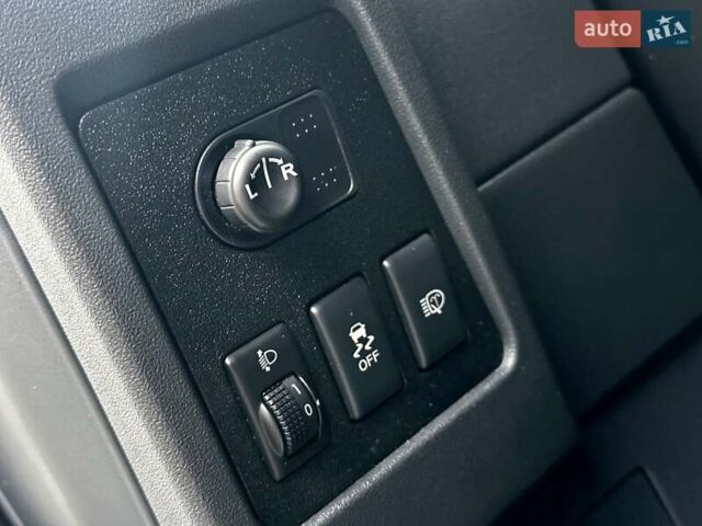 Белый Ниссан Кашкай, объемом двигателя 2 л и пробегом 122 тыс. км за 10700 $, фото 52 на Automoto.ua