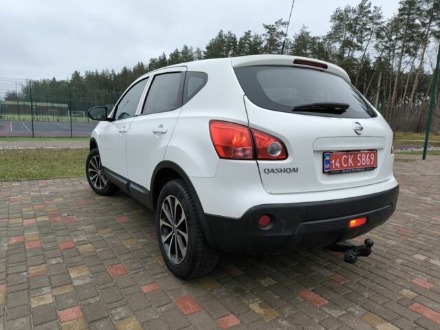 Белый Ниссан Кашкай, объемом двигателя 1.6 л и пробегом 246 тыс. км за 8299 $, фото 3 на Automoto.ua