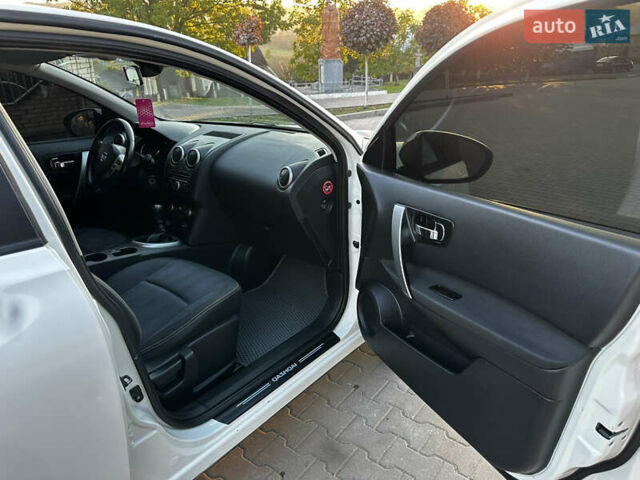 Белый Ниссан Кашкай, объемом двигателя 1.46 л и пробегом 231 тыс. км за 9550 $, фото 36 на Automoto.ua