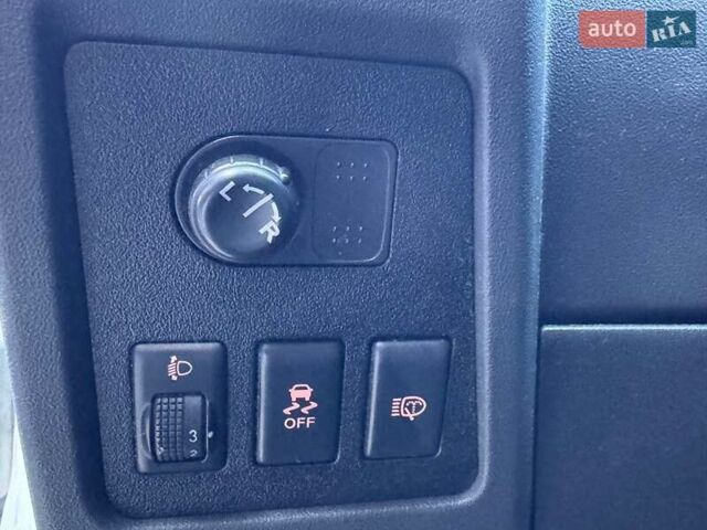 Белый Ниссан Кашкай, объемом двигателя 2 л и пробегом 197 тыс. км за 8690 $, фото 16 на Automoto.ua