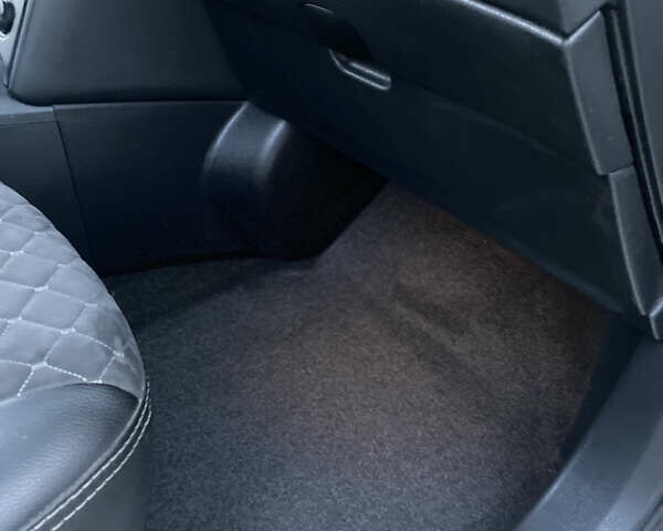 Білий Ніссан Кашкай, об'ємом двигуна 2 л та пробігом 214 тис. км за 11999 $, фото 31 на Automoto.ua