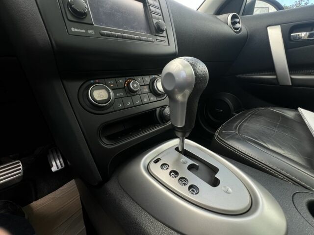 Белый Ниссан Кашкай, объемом двигателя 2 л и пробегом 215 тыс. км за 10499 $, фото 22 на Automoto.ua