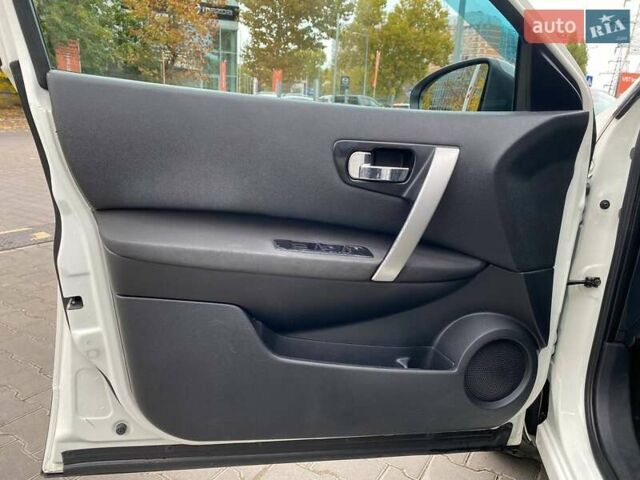 Ніссан Кашкай 2011 у Одесі на Automoto.ua Білий Ніссан Кашкай, об'ємом двигуна 2 л та пробігом 205 тис. км за 8600 $, фото 16 на Automoto.ua