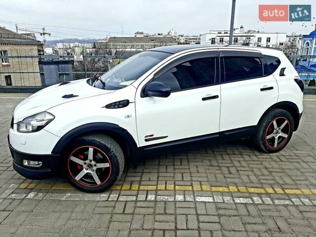 Білий Ніссан Кашкай, об'ємом двигуна 1.6 л та пробігом 285 тис. км за 8800 $, фото 6 на Automoto.ua