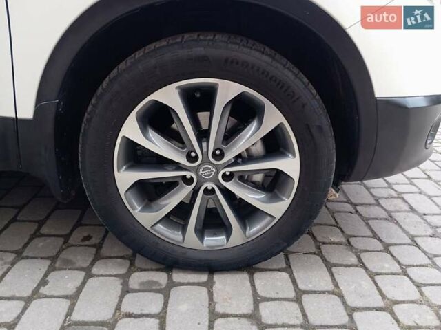 Белый Ниссан Кашкай, объемом двигателя 2 л и пробегом 231 тыс. км за 11650 $, фото 28 на Automoto.ua