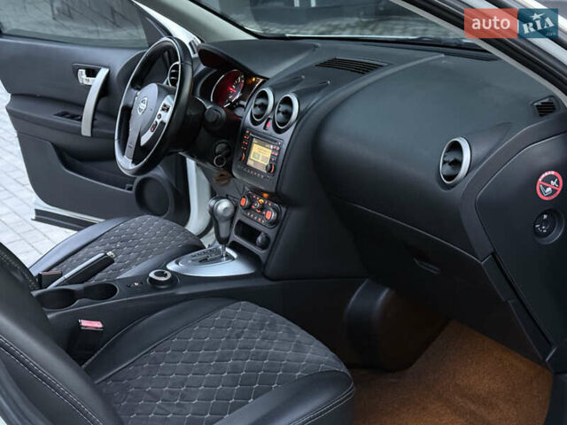 Білий Ніссан Кашкай, об'ємом двигуна 2 л та пробігом 214 тис. км за 11999 $, фото 19 на Automoto.ua