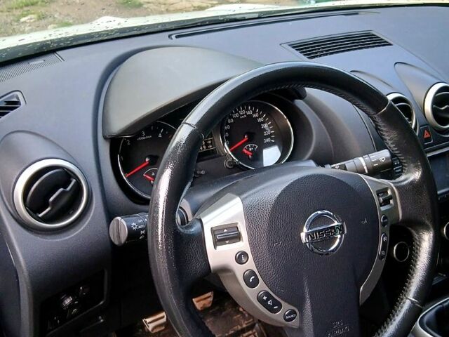 Белый Ниссан Кашкай, объемом двигателя 1.5 л и пробегом 274 тыс. км за 11300 $, фото 10 на Automoto.ua