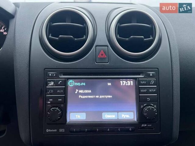 Белый Ниссан Кашкай, объемом двигателя 2 л и пробегом 128 тыс. км за 12490 $, фото 28 на Automoto.ua