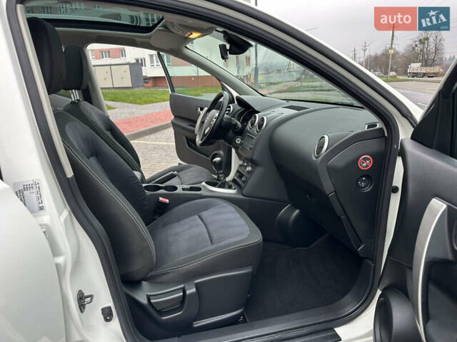 Белый Ниссан Кашкай, объемом двигателя 1.5 л и пробегом 167 тыс. км за 10499 $, фото 29 на Automoto.ua