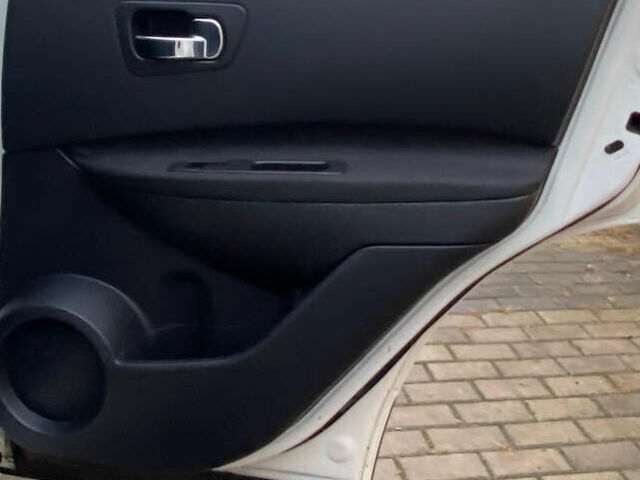 Білий Ніссан Кашкай, об'ємом двигуна 1.5 л та пробігом 211 тис. км за 10500 $, фото 20 на Automoto.ua