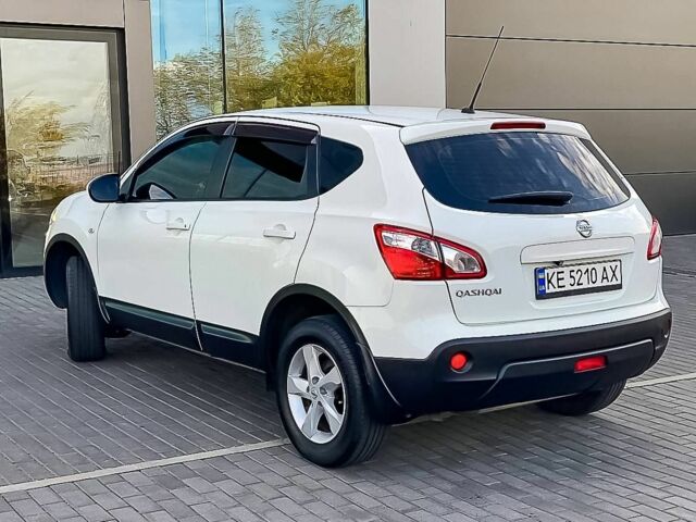 Ниссан Кашкай 2011 в Днепре (Днепропетровске) на Automoto.ua Белый Ниссан Кашкай, объемом двигателя 2 л и пробегом 162 тыс. км за 10300 $, фото 4 на Automoto.ua