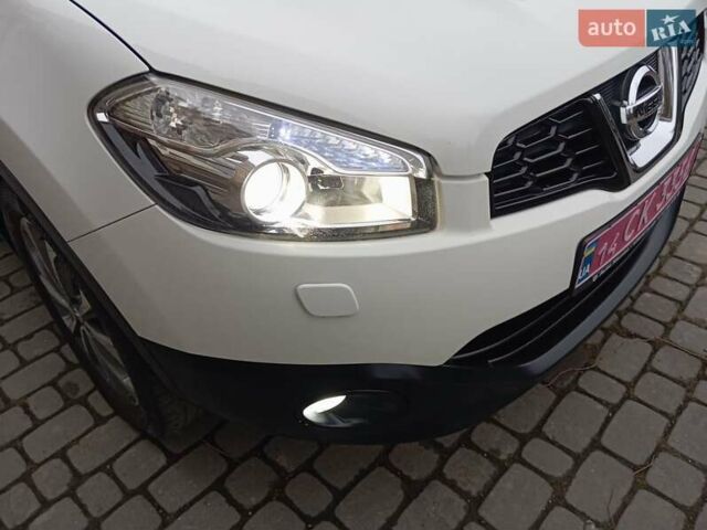 Белый Ниссан Кашкай, объемом двигателя 2 л и пробегом 231 тыс. км за 11650 $, фото 16 на Automoto.ua