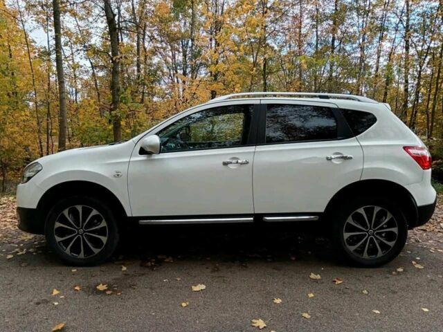 Білий Ніссан Кашкай, об'ємом двигуна 2 л та пробігом 168 тис. км за 9800 $, фото 1 на Automoto.ua