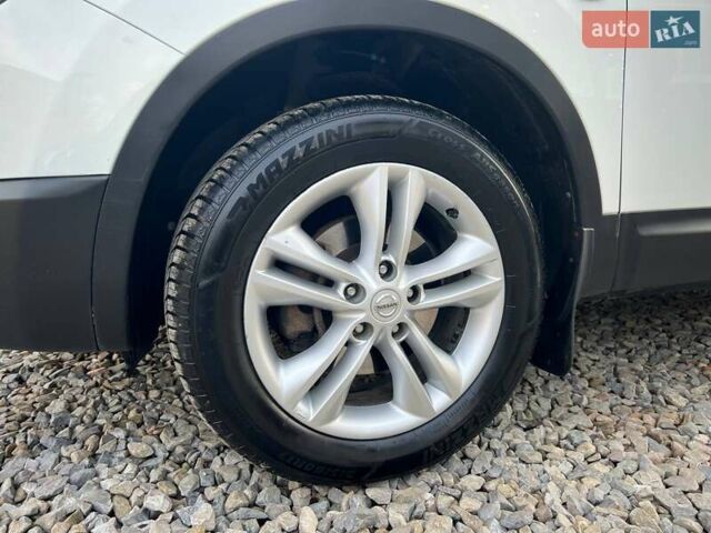 Белый Ниссан Кашкай, объемом двигателя 1.5 л и пробегом 178 тыс. км за 10299 $, фото 11 на Automoto.ua