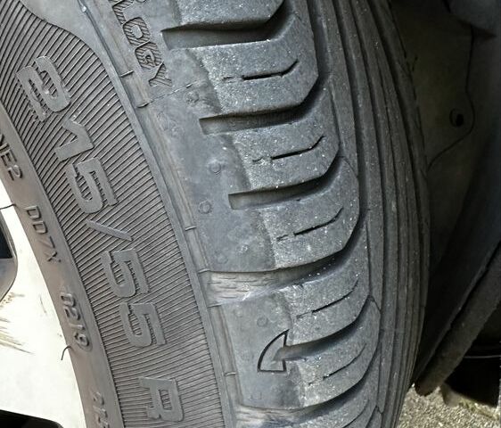 Білий Ніссан Кашкай, об'ємом двигуна 2 л та пробігом 215 тис. км за 9300 $, фото 13 на Automoto.ua