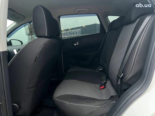 Белый Ниссан Кашкай, объемом двигателя 2 л и пробегом 128 тыс. км за 12490 $, фото 36 на Automoto.ua