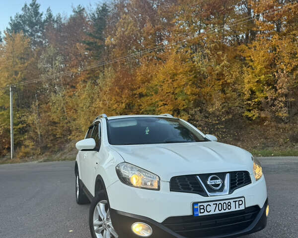 Ниссан Кашкай 2011 в Долине на Automoto.ua Белый Ниссан Кашкай, объемом двигателя 1.46 л и пробегом 263 тыс. км за 9700 $, фото 12 на Automoto.ua