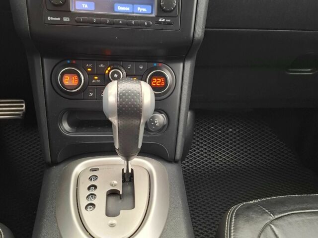 Белый Ниссан Кашкай, объемом двигателя 2 л и пробегом 217 тыс. км за 12800 $, фото 9 на Automoto.ua