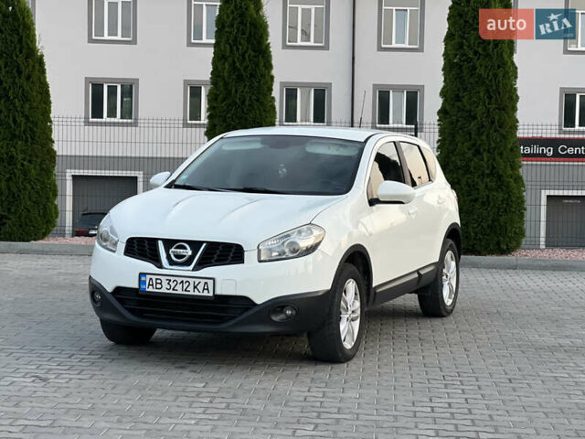Белый Ниссан Кашкай, объемом двигателя 1.5 л и пробегом 230 тыс. км за 10299 $, фото 3 на Automoto.ua