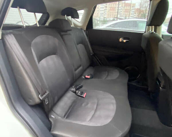 Білий Ніссан Кашкай, об'ємом двигуна 1.5 л та пробігом 211 тис. км за 10500 $, фото 12 на Automoto.ua