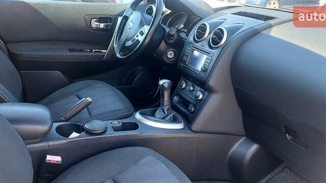 Білий Ніссан Кашкай, об'ємом двигуна 1.6 л та пробігом 197 тис. км за 10999 $, фото 5 на Automoto.ua