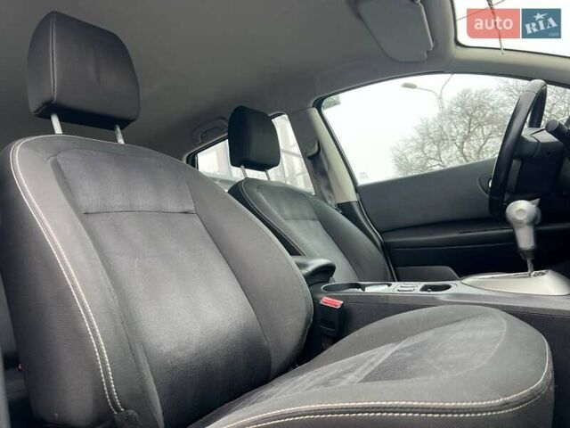 Белый Ниссан Кашкай, объемом двигателя 2 л и пробегом 151 тыс. км за 11300 $, фото 22 на Automoto.ua