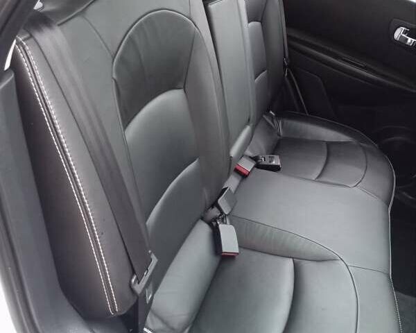 Белый Ниссан Кашкай, объемом двигателя 2 л и пробегом 231 тыс. км за 11650 $, фото 39 на Automoto.ua