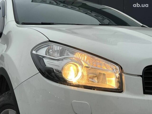 Белый Ниссан Кашкай, объемом двигателя 2 л и пробегом 128 тыс. км за 12490 $, фото 12 на Automoto.ua