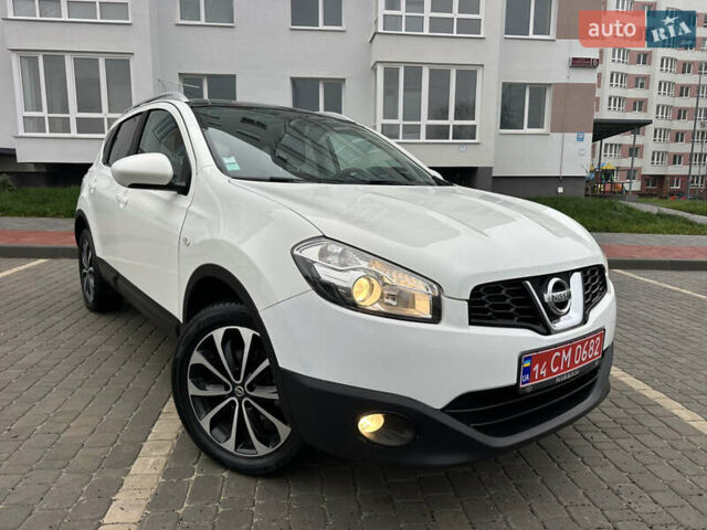Белый Ниссан Кашкай, объемом двигателя 1.5 л и пробегом 167 тыс. км за 10499 $, фото 2 на Automoto.ua