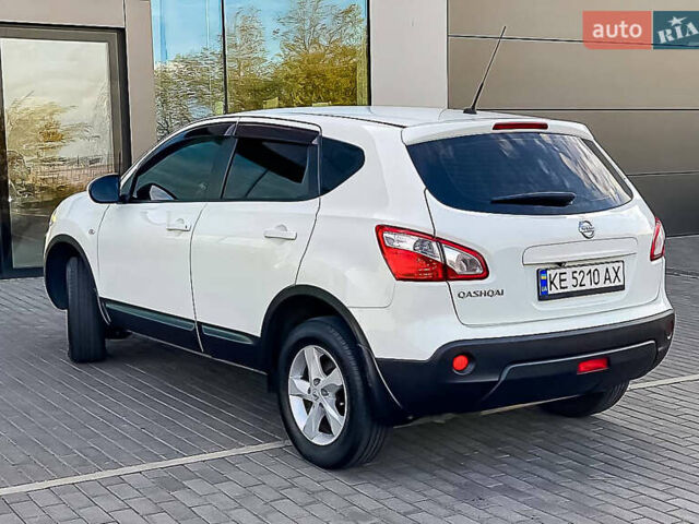 Ниссан Кашкай 2011 в Днепре (Днепропетровске) на Automoto.ua Белый Ниссан Кашкай, объемом двигателя 2 л и пробегом 162 тыс. км за 10300 $, фото 5 на Automoto.ua