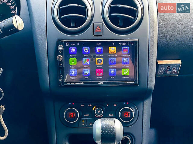 Ниссан Кашкай 2011 в Днепре (Днепропетровске) на Automoto.ua Белый Ниссан Кашкай, объемом двигателя 2 л и пробегом 162 тыс. км за 10300 $, фото 18 на Automoto.ua