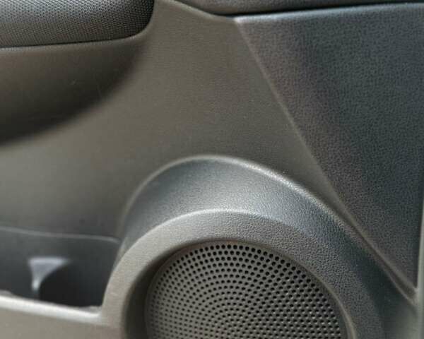 Белый Ниссан Кашкай, объемом двигателя 1.5 л и пробегом 234 тыс. км за 10500 $, фото 27 на Automoto.ua