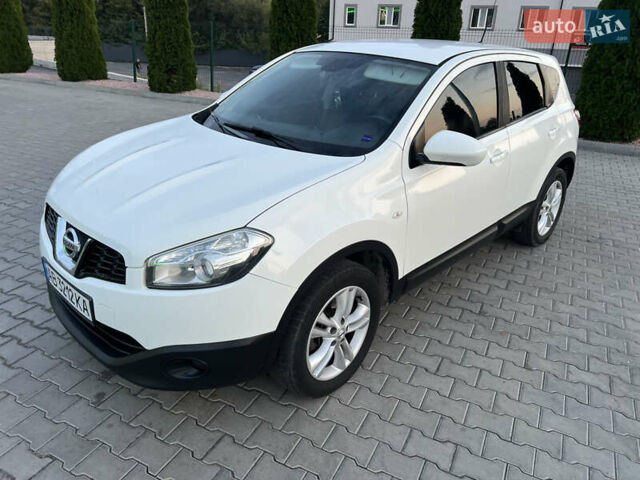 Белый Ниссан Кашкай, объемом двигателя 1.5 л и пробегом 230 тыс. км за 10299 $, фото 30 на Automoto.ua