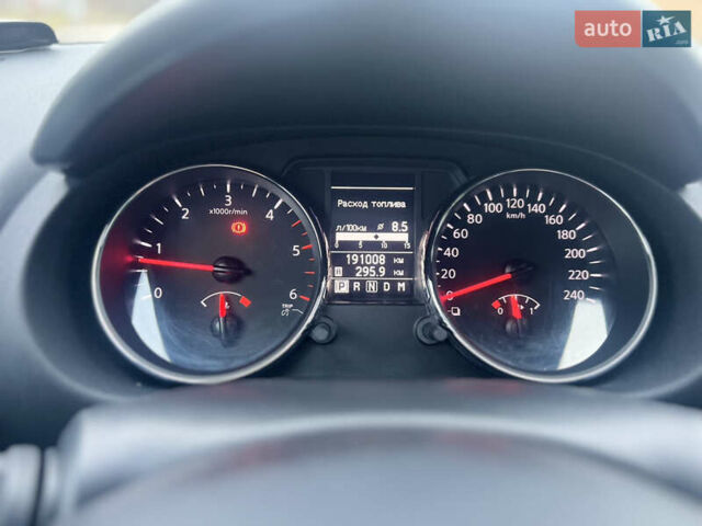 Белый Ниссан Кашкай, объемом двигателя 2 л и пробегом 190 тыс. км за 12000 $, фото 27 на Automoto.ua