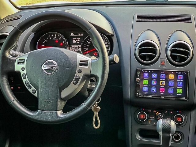 Ниссан Кашкай 2011 в Днепре (Днепропетровске) на Automoto.ua Белый Ниссан Кашкай, объемом двигателя 2 л и пробегом 162 тыс. км за 10300 $, фото 15 на Automoto.ua