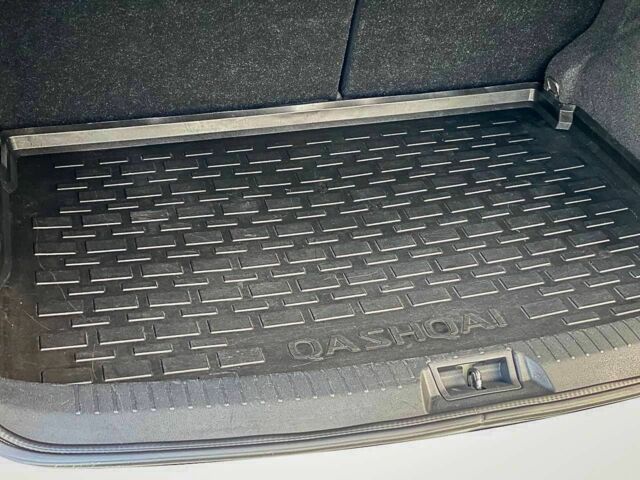 Ниссан Кашкай 2011 в Днепре (Днепропетровске) на Automoto.ua Белый Ниссан Кашкай, объемом двигателя 2 л и пробегом 162 тыс. км за 10300 $, фото 21 на Automoto.ua