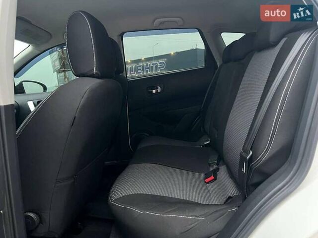 Белый Ниссан Кашкай, объемом двигателя 2 л и пробегом 128 тыс. км за 12490 $, фото 36 на Automoto.ua