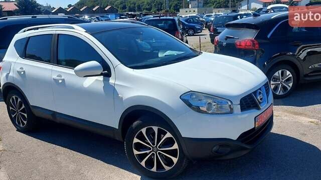 Білий Ніссан Кашкай, об'ємом двигуна 1.6 л та пробігом 197 тис. км за 10999 $, фото 7 на Automoto.ua