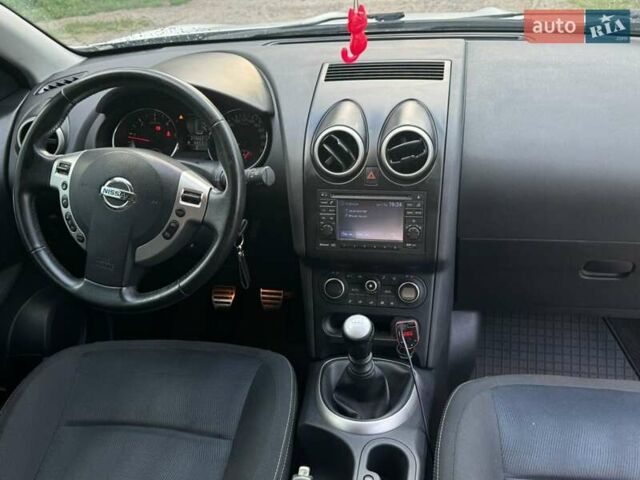 Белый Ниссан Кашкай, объемом двигателя 1.5 л и пробегом 234 тыс. км за 10500 $, фото 24 на Automoto.ua
