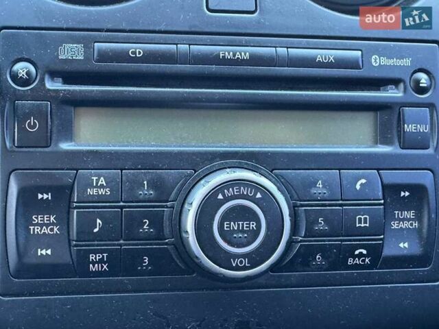 Белый Ниссан Кашкай, объемом двигателя 2 л и пробегом 197 тыс. км за 8690 $, фото 19 на Automoto.ua