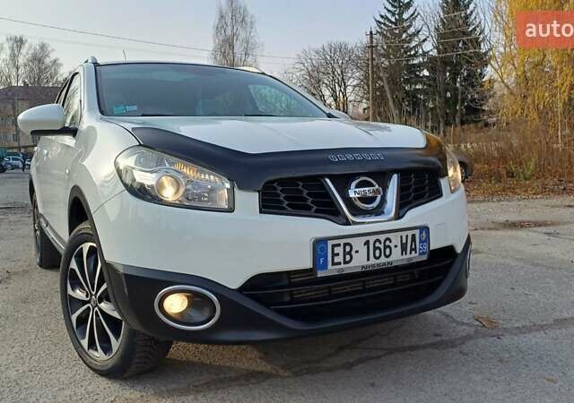 Белый Ниссан Кашкай, объемом двигателя 1.6 л и пробегом 227 тыс. км за 10800 $, фото 18 на Automoto.ua