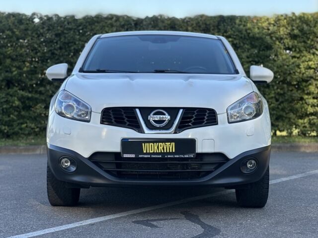 Белый Ниссан Кашкай, объемом двигателя 2 л и пробегом 152 тыс. км за 10600 $, фото 1 на Automoto.ua