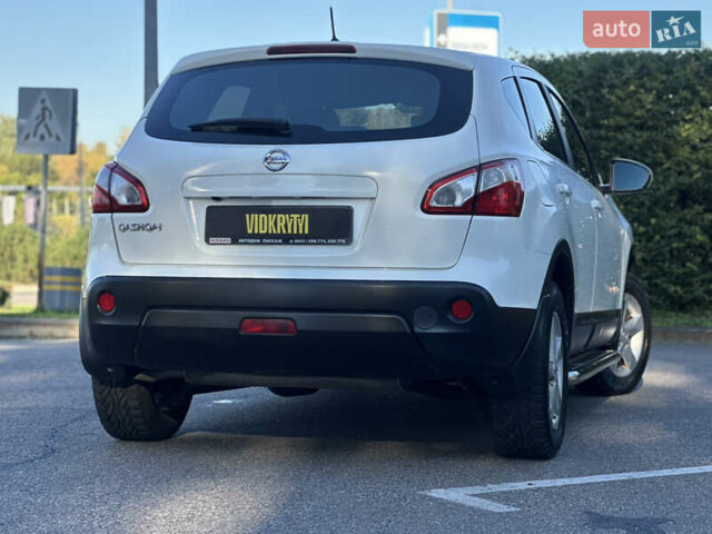 Белый Ниссан Кашкай, объемом двигателя 2 л и пробегом 152 тыс. км за 11400 $, фото 14 на Automoto.ua