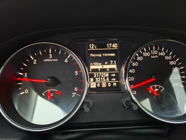 Белый Ниссан Кашкай, объемом двигателя 2 л и пробегом 217 тыс. км за 12800 $, фото 17 на Automoto.ua