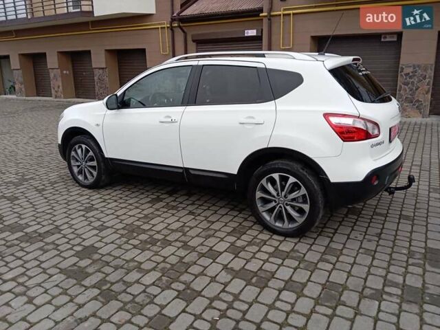 Белый Ниссан Кашкай, объемом двигателя 2 л и пробегом 231 тыс. км за 11650 $, фото 3 на Automoto.ua