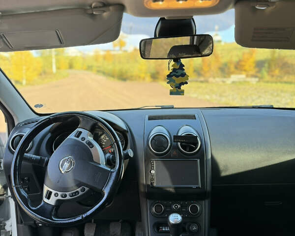 Ниссан Кашкай 2011 в Долине на Automoto.ua Белый Ниссан Кашкай, объемом двигателя 1.46 л и пробегом 263 тыс. км за 9700 $, фото 31 на Automoto.ua