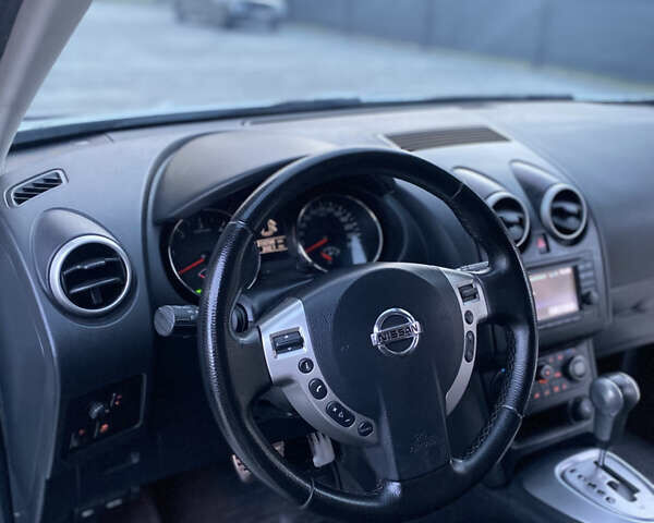 Білий Ніссан Кашкай, об'ємом двигуна 2 л та пробігом 214 тис. км за 11999 $, фото 25 на Automoto.ua