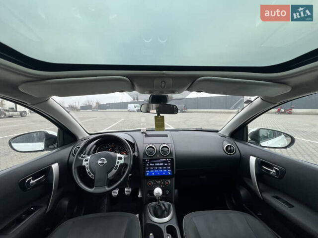 Белый Ниссан Кашкай, объемом двигателя 1.6 л и пробегом 170 тыс. км за 10555 $, фото 41 на Automoto.ua