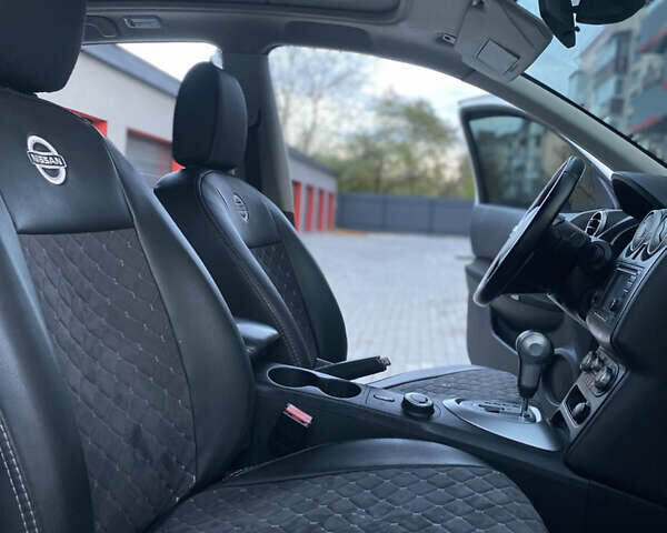 Білий Ніссан Кашкай, об'ємом двигуна 2 л та пробігом 214 тис. км за 11999 $, фото 34 на Automoto.ua